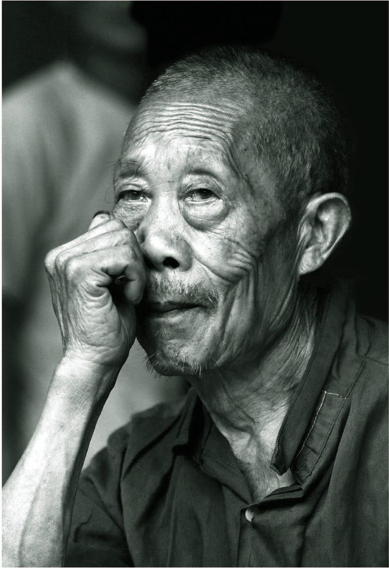 侯一民《中国农民证言》：农民要交多少种费用和税？