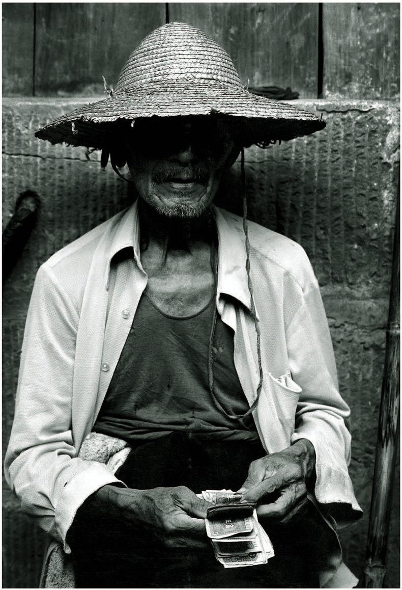 侯一民《中国农民证言》：一个农民家庭的账本，1999